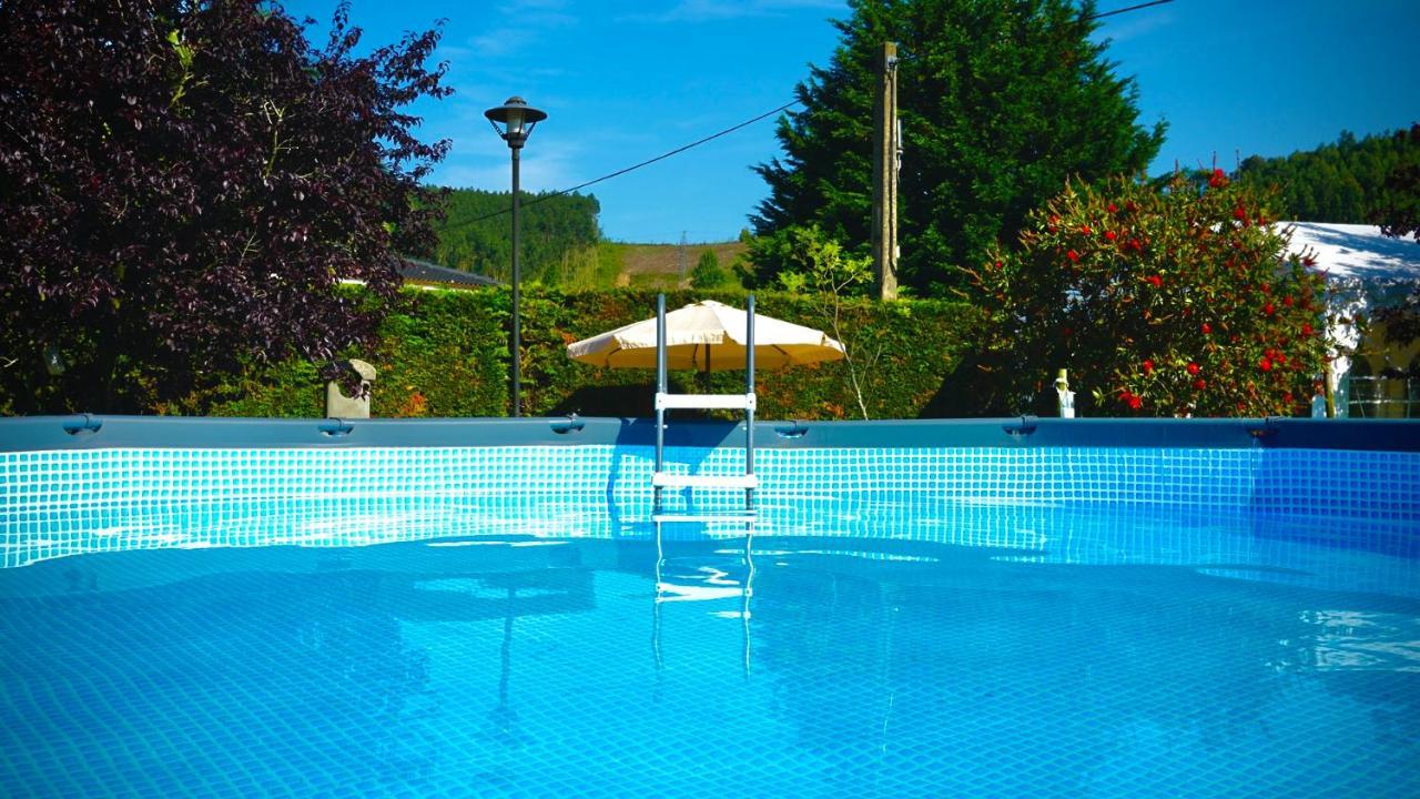 Casa Madrazo Con Piscina Y Parrillas Praves Zewnętrze zdjęcie