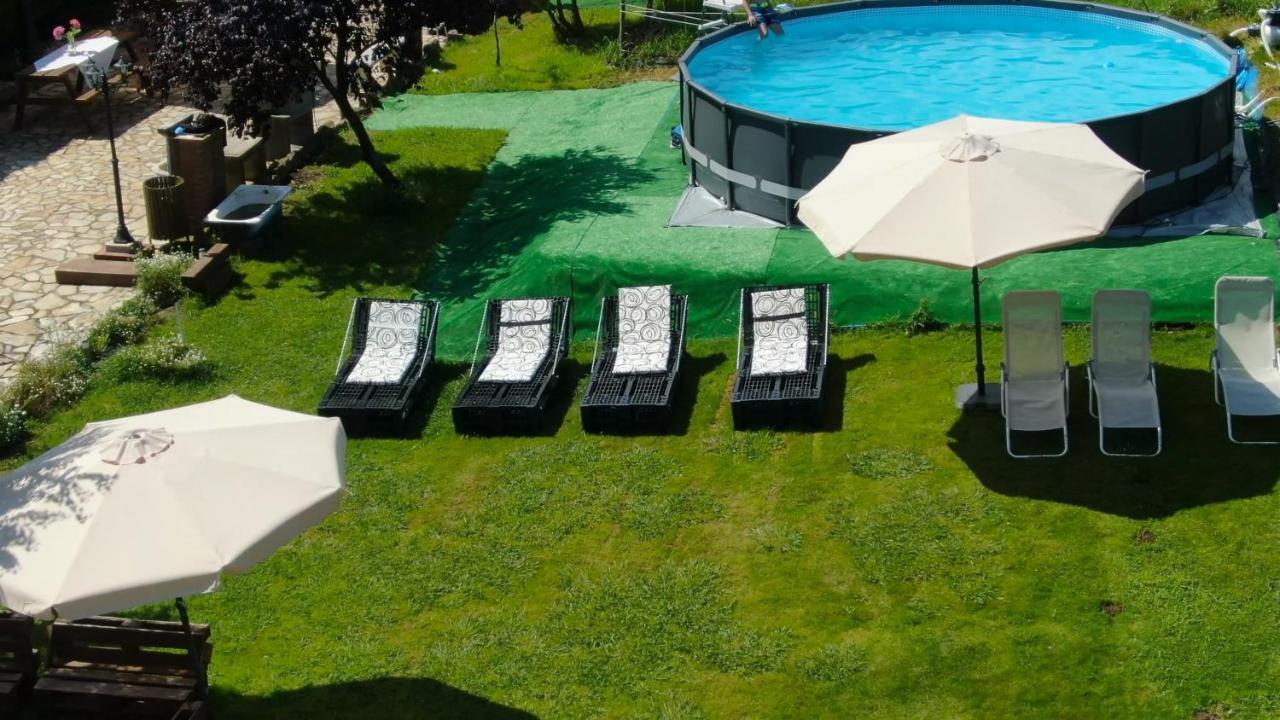 Casa Madrazo Con Piscina Y Parrillas Praves Zewnętrze zdjęcie
