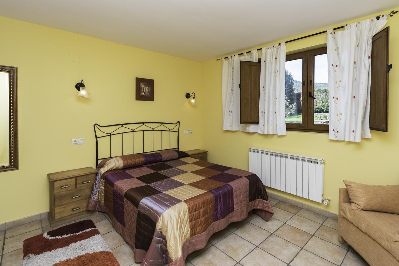 Casa Madrazo Con Piscina Y Parrillas Praves Zewnętrze zdjęcie