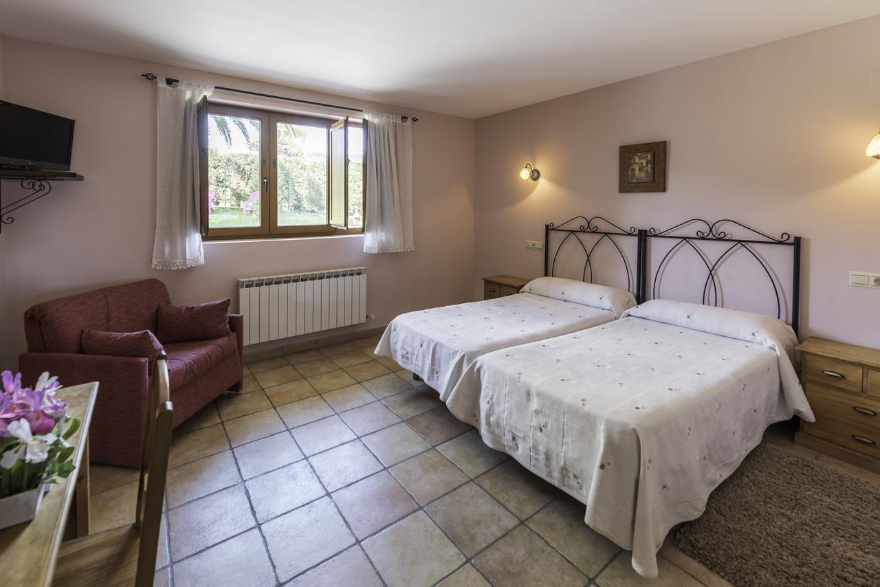 Casa Madrazo Con Piscina Y Parrillas Praves Zewnętrze zdjęcie